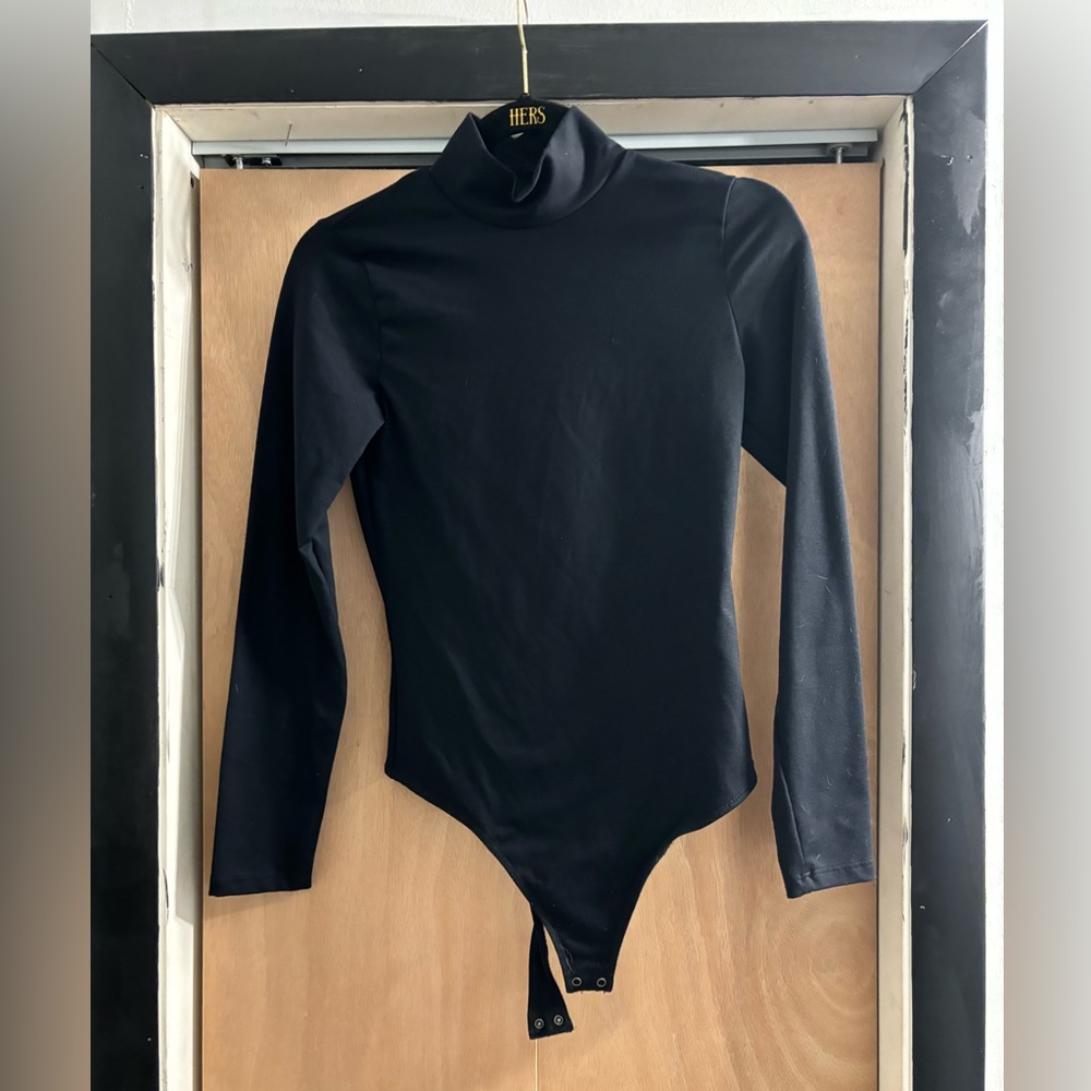 Soft A&F collection long sleeve black turtleneck